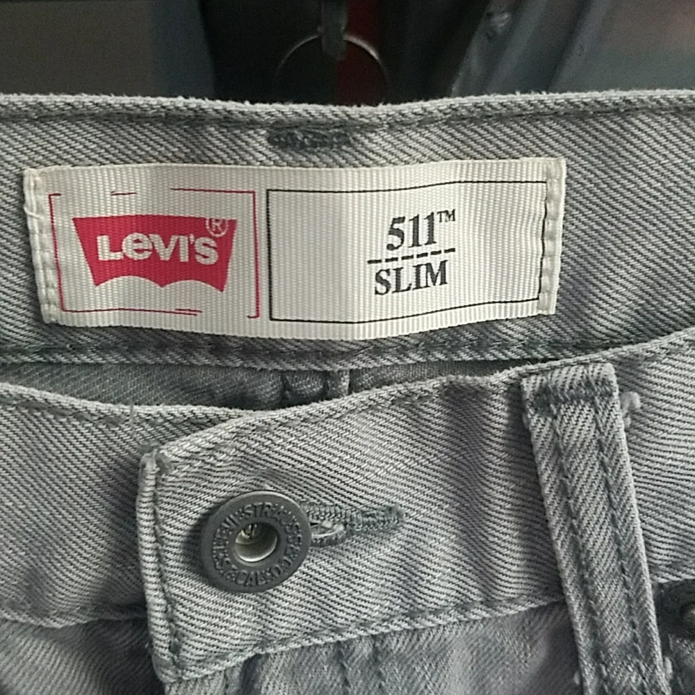 Levi's Jeans - Picture 3 of 5